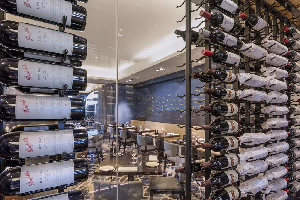 The Beetson Hotel Brisbane Restaurant photo Wine rack
